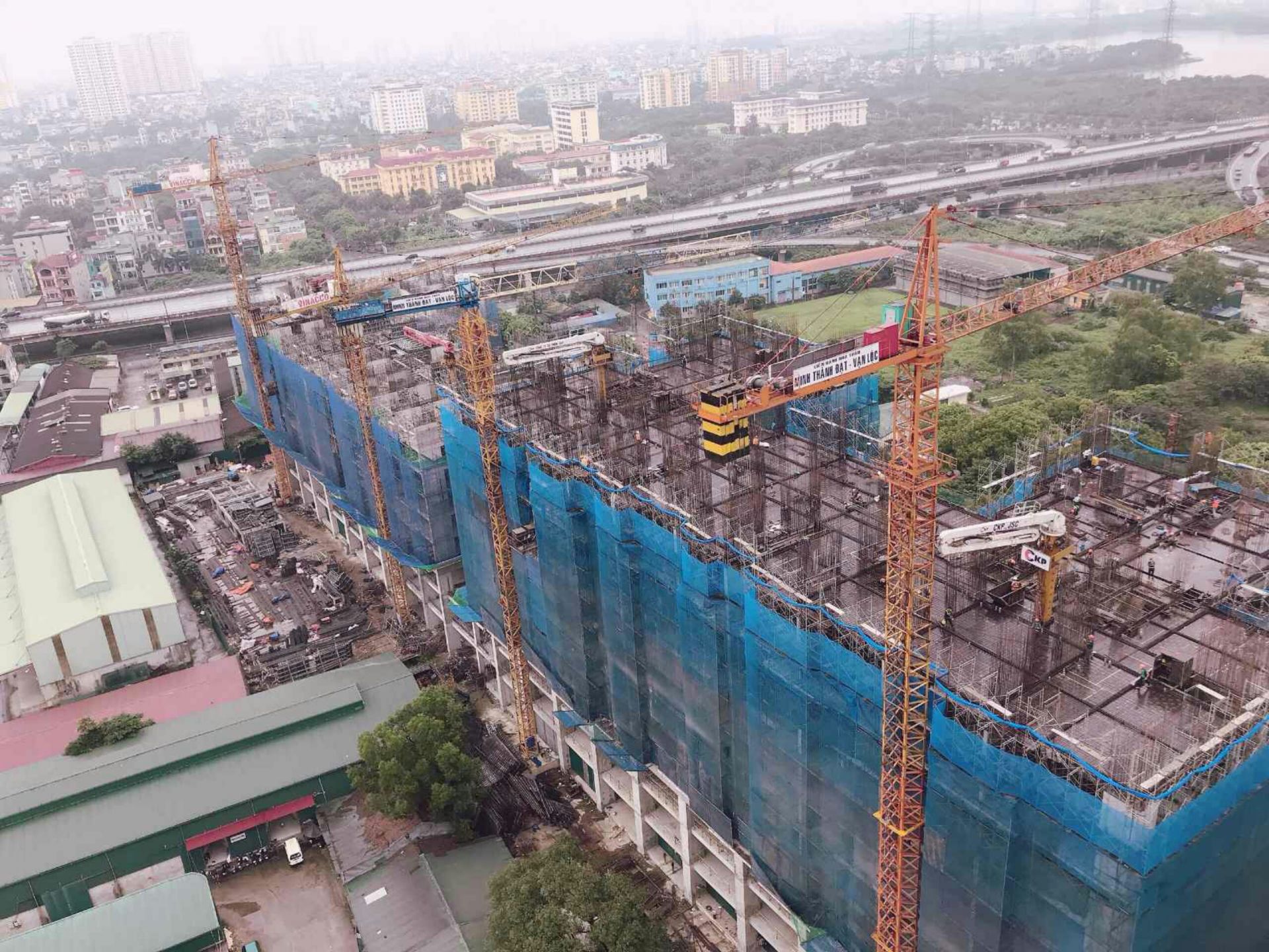 Tiến độ thi công tháng 4 năm 2020 Dự án Phương Đông Green Park